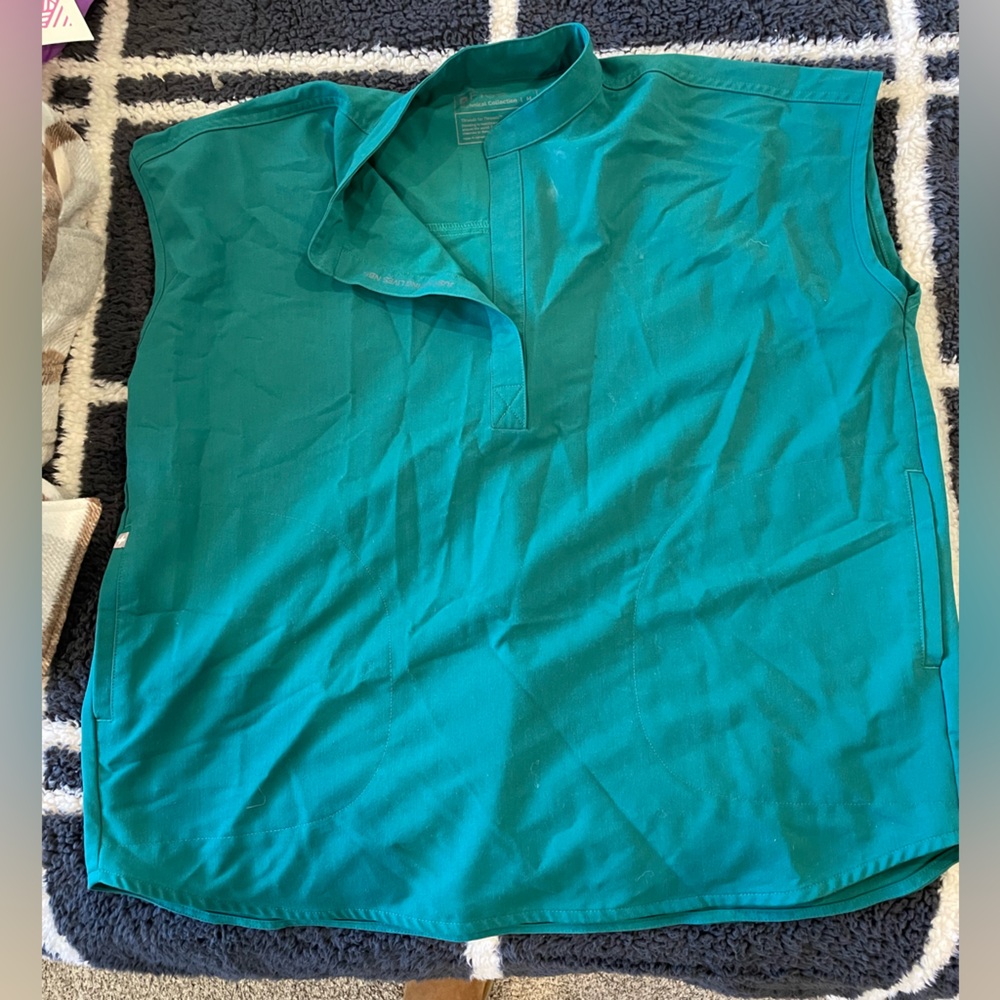 FIGS Tunic Top